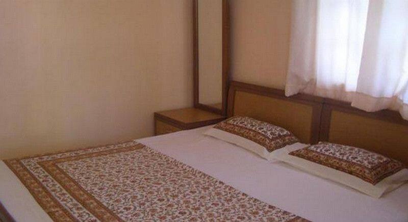 Goa Candolim Holiday Home, Goa 4